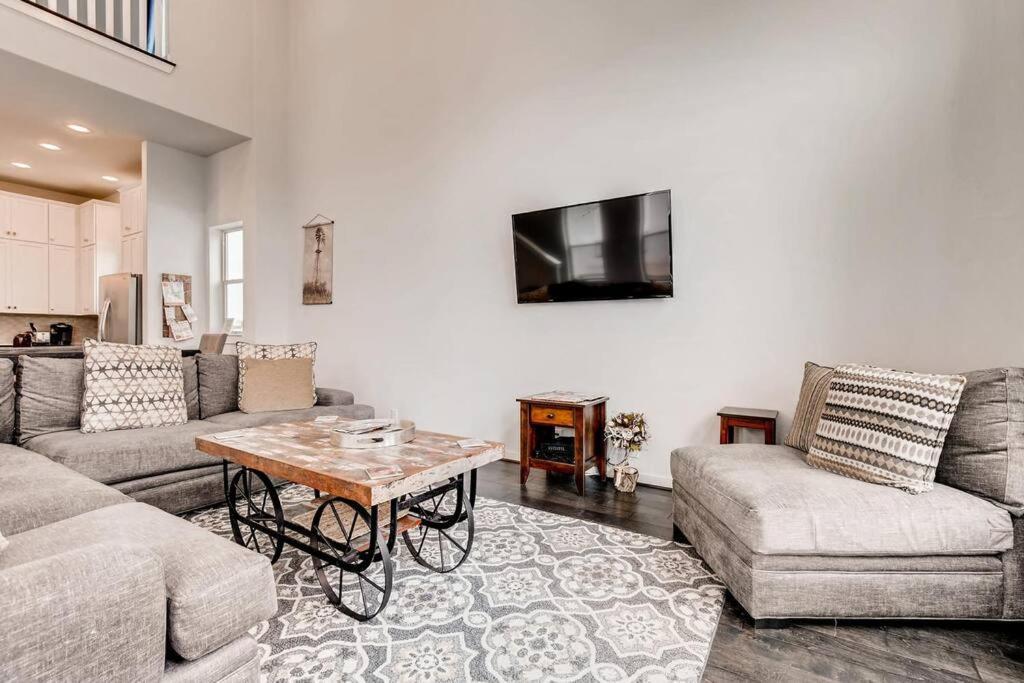Fam Friendly 5 Bed Home Blocks To Pearl/Riverwalk! San Antonio Exterior foto